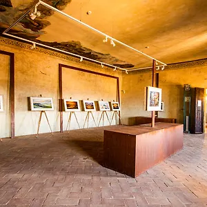 Palazzo Del Capitano Wellness E Relais San Quirico dʼOrcia